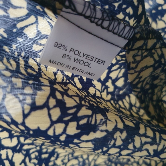 Vintage Cinq Deux Beige & Navy Two Piece V-Neck Blouse & Pleated Skirt - Picture 11 of 12